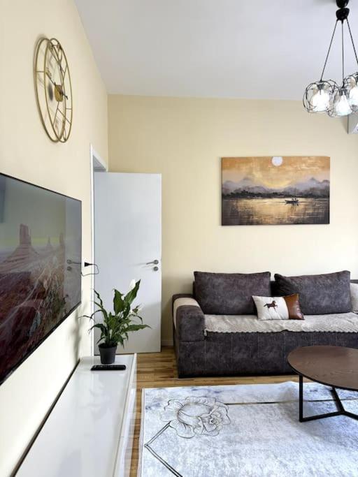 Sol Apartments - 2 Bedrooms Шкодер Экстерьер фото